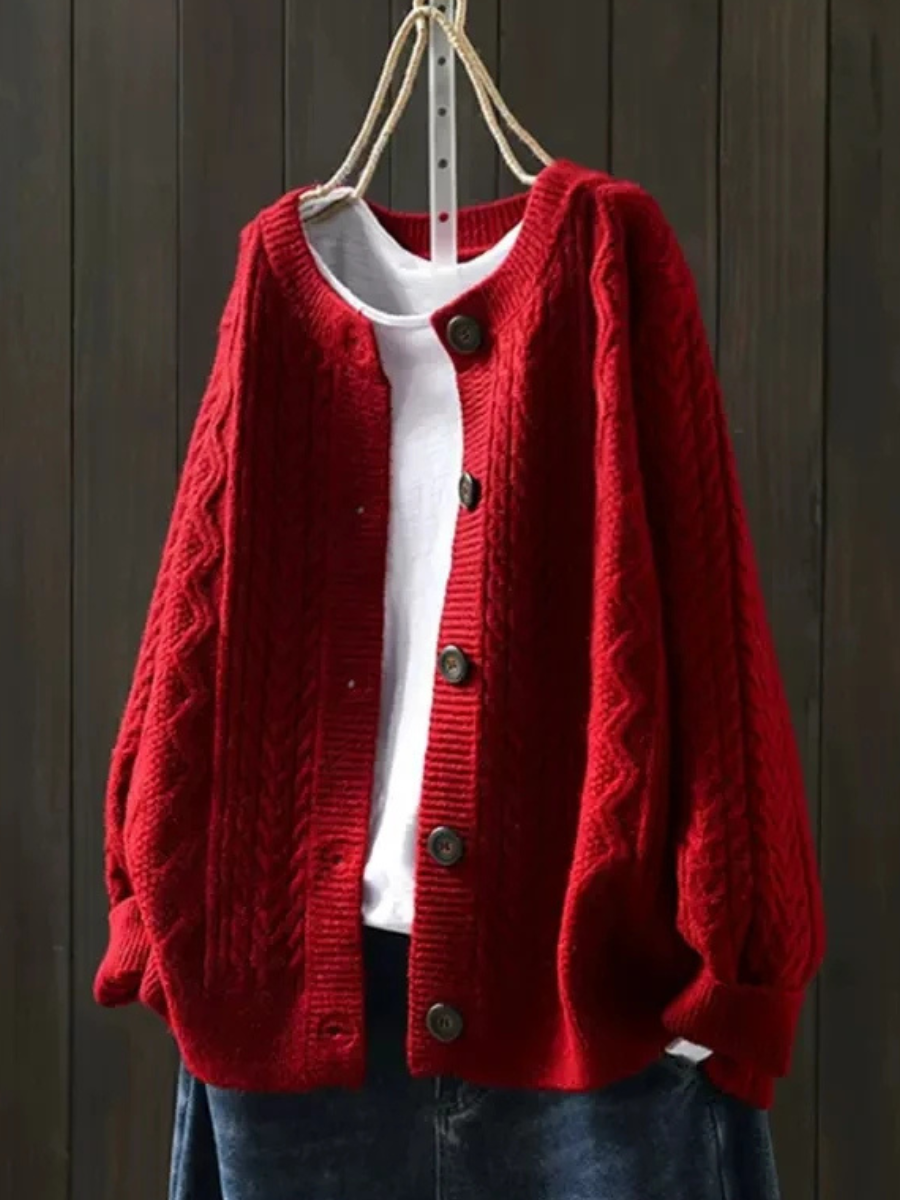 Lorenza | Timeless Cable-Knit Cardigan