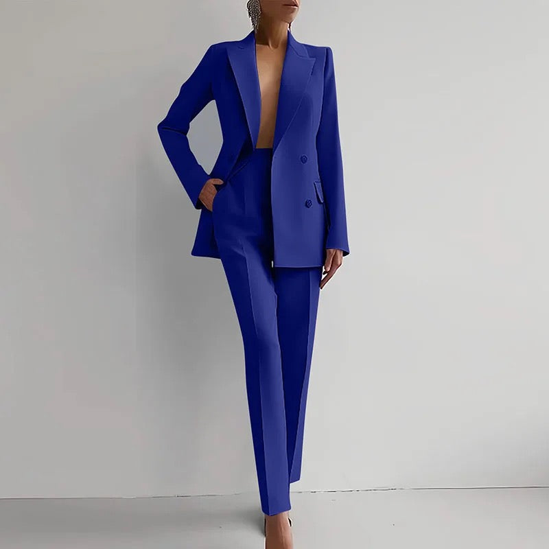 Boutique Eliza™ | Women’s Slim Fit Tailored Cigarette Pantsuit