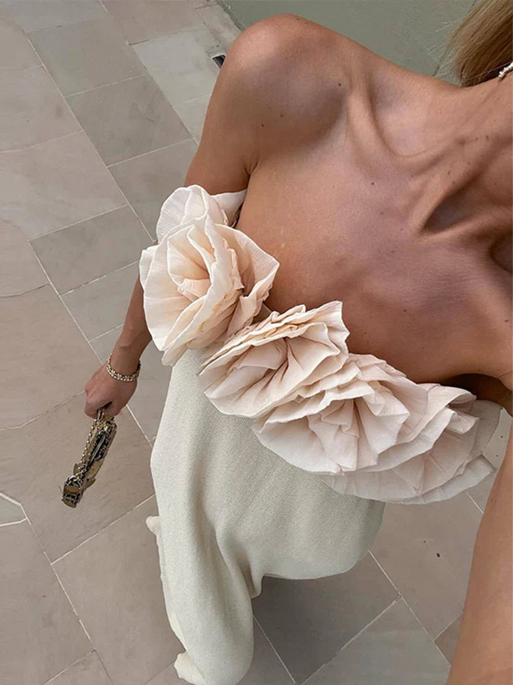 Mackenzie - Elegant Off-Shoulder Floral Maxi Dress