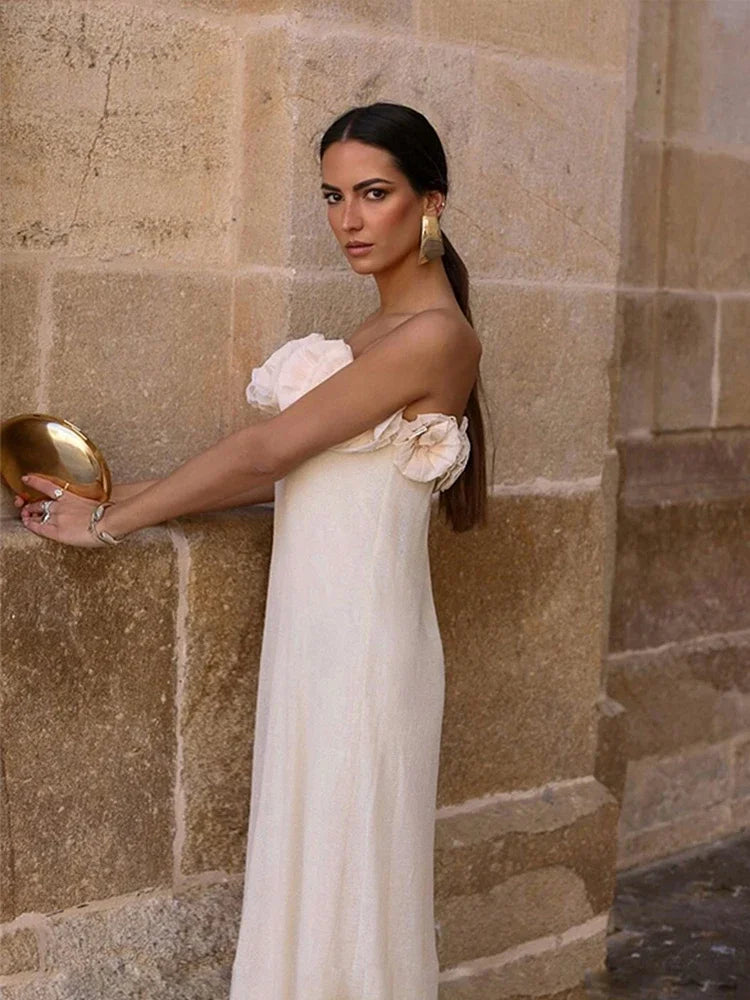 Mackenzie - Elegant Off-Shoulder Floral Maxi Dress