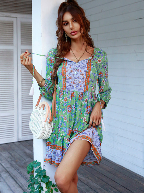 Maya - Bohemian Floral Print Dress with V-Neck and Tiered Skirt