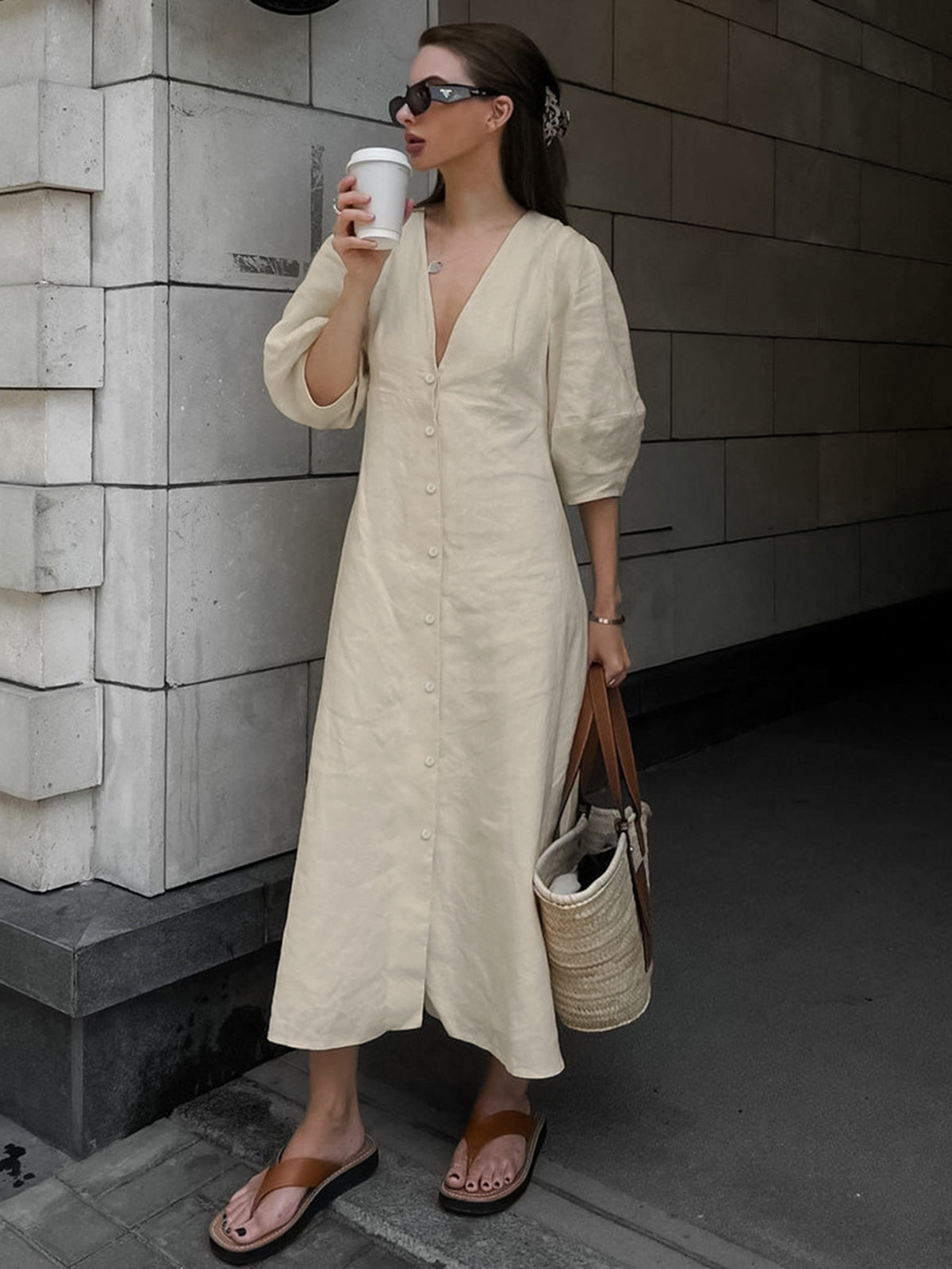 Penelope - Effortless Linen Buttoned Midi Dress