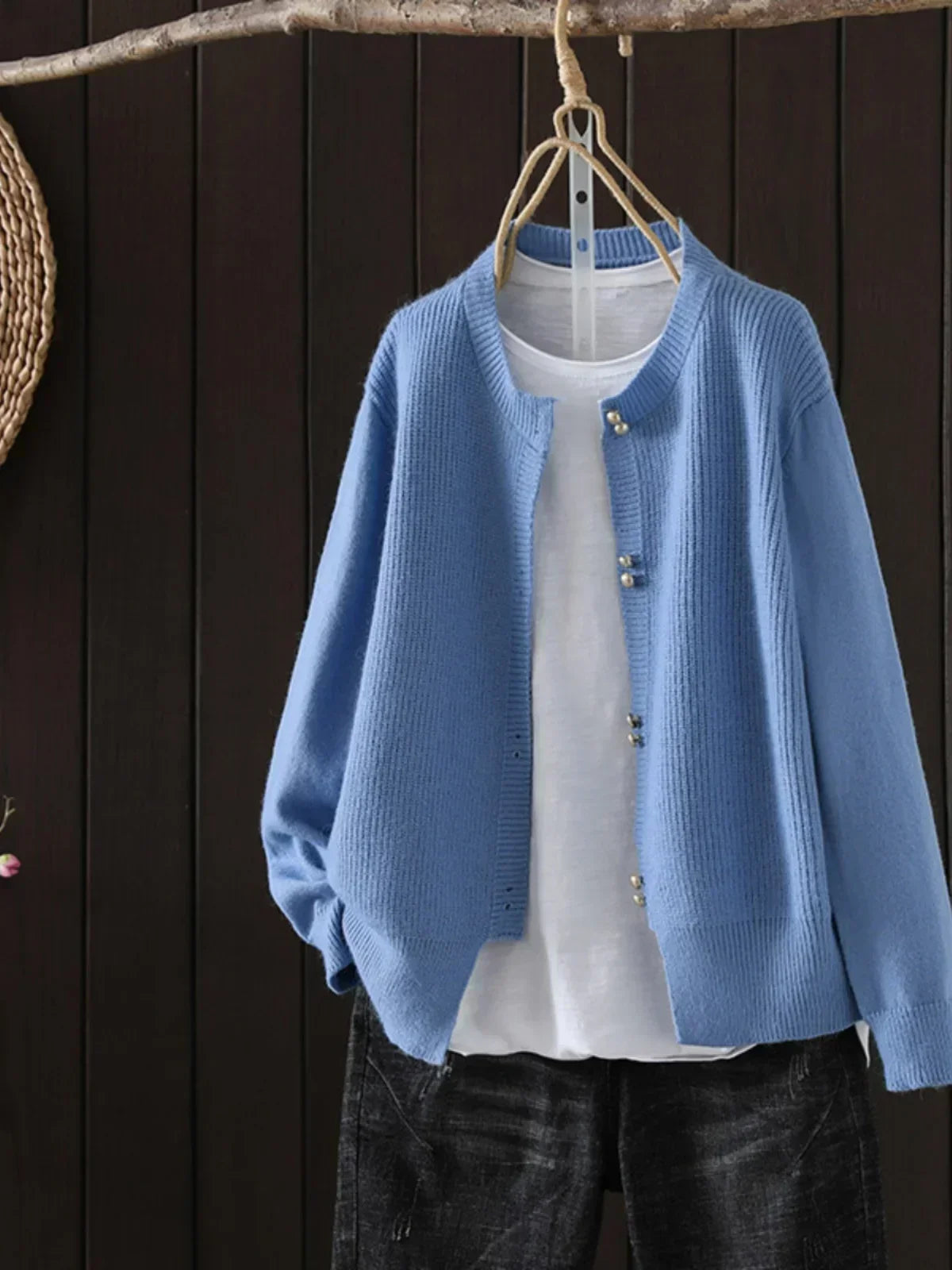 Auri | Comfortable Everyday Cardigan