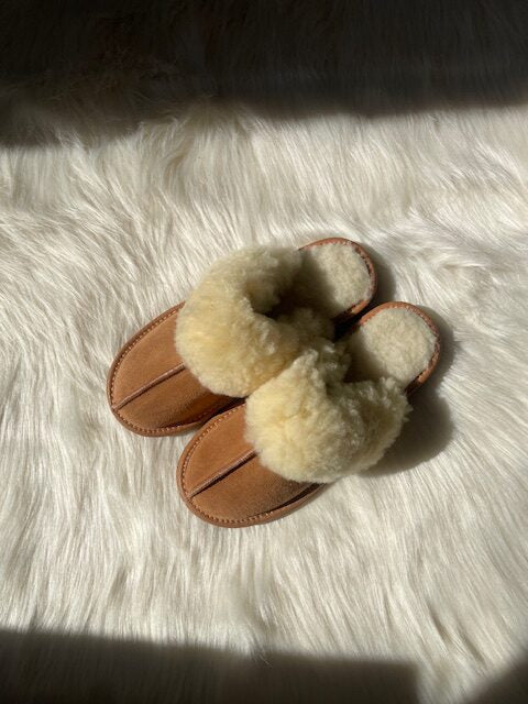 Amelia | Wool & Suede Sheepskin Slippers – Beige