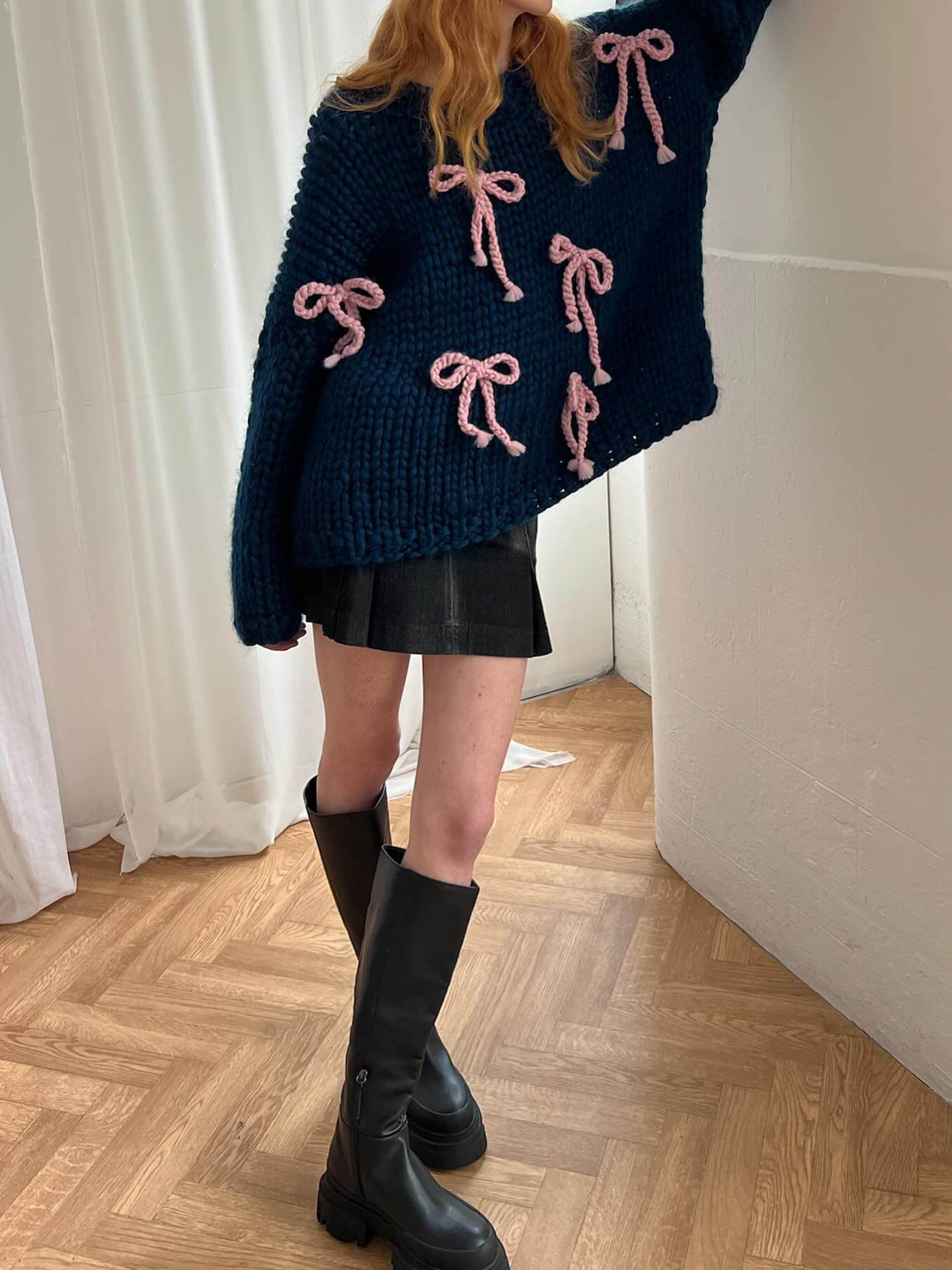 Amaris - Exquisite Bow Crew Neck Loose Sweater